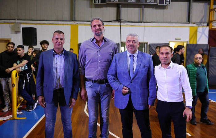 Βακαλόπουλος, Αλβέρτης, Αλεξόπουλος, Κοθρούλας