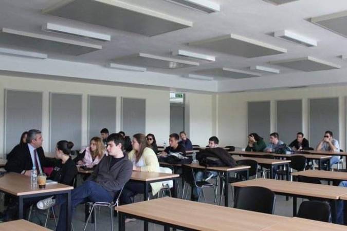 received_1516645072056812