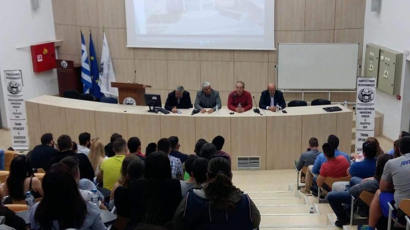 received_311400153394843